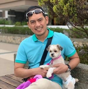 Meet your Posher, Howell